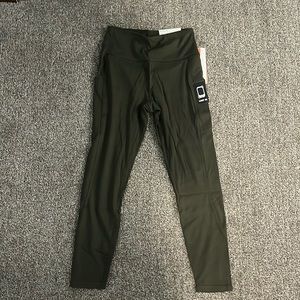 X by gottex olive green leggins, size Small.